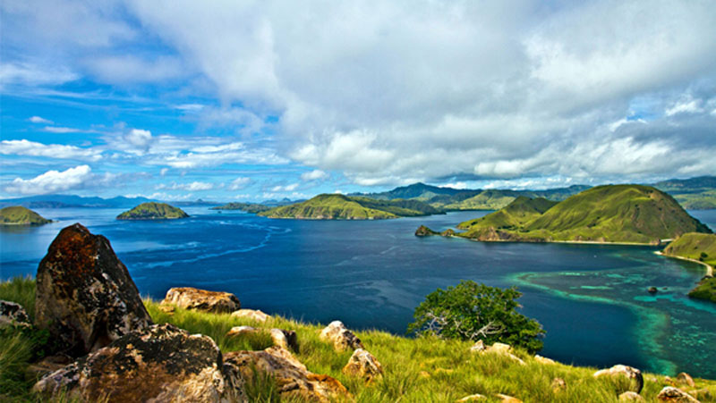 THE NUMBER OF TOURIST VISITS TO LABUAN BAJO DURING 2019 HAS INCREASED