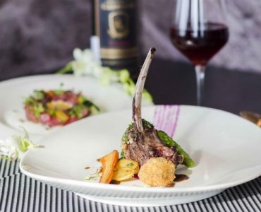 Valentine’s Day di Voyage Restaurant HARRIS Vertu Harmoni