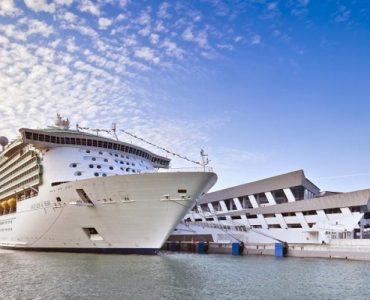 Wisata Naik Kapal Pesiar Saat Kini Memang Paling Diminati