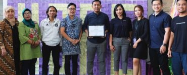 ARTOTEL Project Series Serahkan Donasi #ARTOTELforHOPE