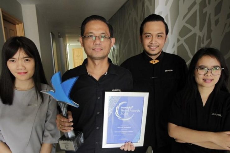 ARTOTEL Surabaya Raih Penghargaan Traveloka Hotel Awards 2018