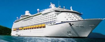 Akhirnya Voyager of the Seas Bersandar Juga di Pulau Bintan