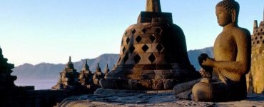 BRI Gelar Acara Mahakarya Borobudur 2018: Indonesia Berkain