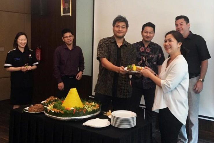 Holiday Inn Express Jakarta Expo Resmikan Lotus Function Room