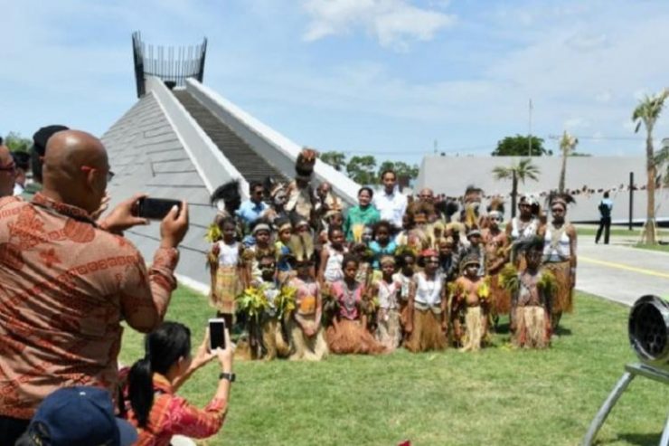 Jokowi Inaugurates Time Capsule Monument in Merauke, Papua