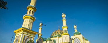 Malaysian Tourists Attracted to Mataram as Religious Destination