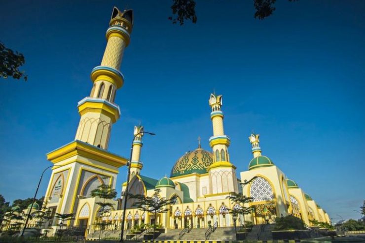 Malaysian Tourists Attracted to Mataram as Religious Destination