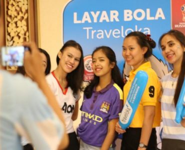 Nobar di Grand Whiz Poins Square, Dapat Voucher Menginap