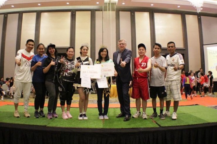 Perayaan Satu Tahun Harris Vertu dan Yello Hotel Harmoni Jakarta