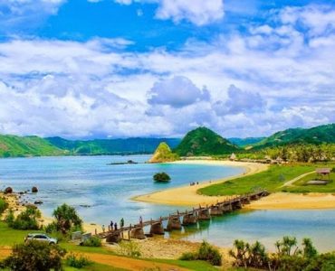 Transportation Minister Offers Mandalika to Arabian Investors